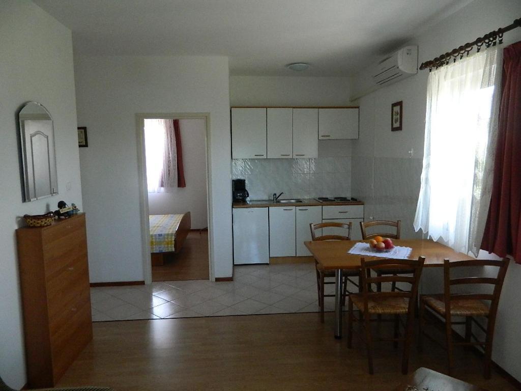 Apartments Skender Čižići Bagian luar foto